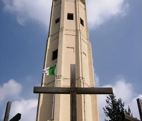 לינה וארוחת בוקר Mirandola ברונאטה