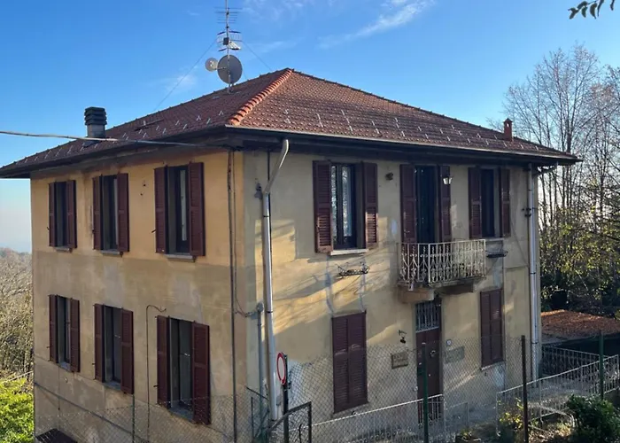 Mirandola לינה וארוחת בוקר 3*